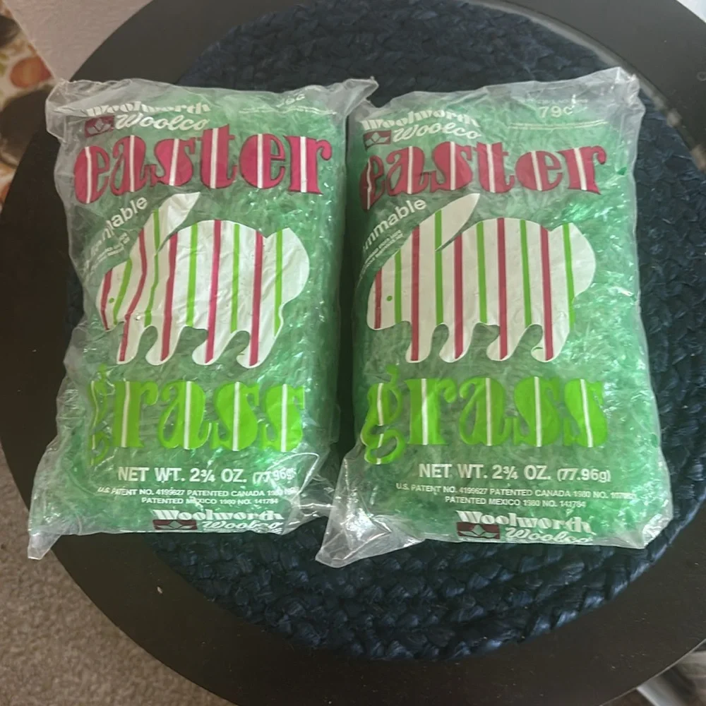 FINAL Price $5:  Lot of 5 Grass packages for Easter Baskets.